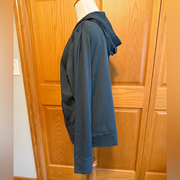 Vuori Halo Performance Hoodie 2.0 - Stone Heather - Picture 3 of 5